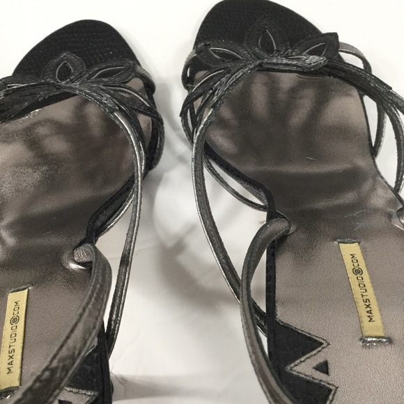 MAX STUDIO | 100% Leather Heeled Sandals - Flower Cutout - EUC - Sz: 7.5 - Picture 7 of 9